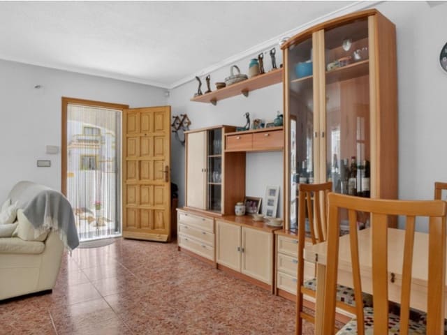 3 makuuhuone Huoneisto myytävänä paikassa El Chaparral - La Siesta - La Torreta, Torrevieja mukana uima-altaan - 195 000 € (Ref: 9910740)