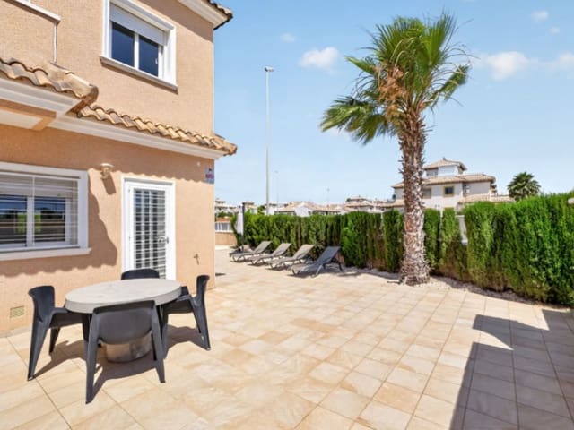 3 Zimmer Haus zu verkaufen in Lomas de Cabo Roig - Los Dolses, Orihuela mit Pool Garage - 342.000 € (Ref: 9910741)