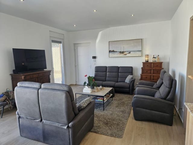 4 quarto Moradia para venda em El Chaparral - La Siesta - La Torreta, Torrevieja com piscina - 780 000 € (Ref: 9910743)