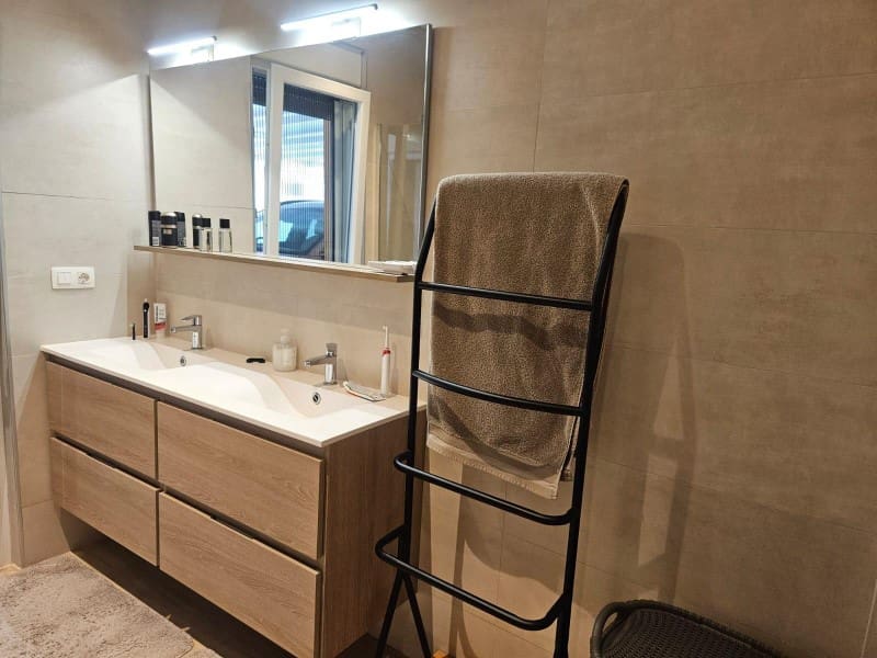 4 quarto Moradia para venda em Torrevieja com piscina - 780 000 € (Ref: 9910743)