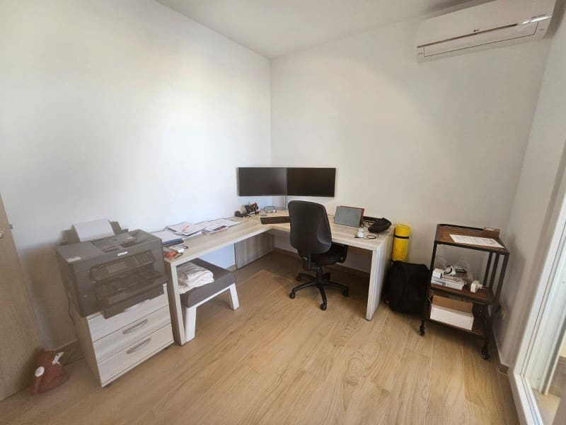 4 quarto Moradia para venda em Torrevieja com piscina - 780 000 € (Ref: 9910743)