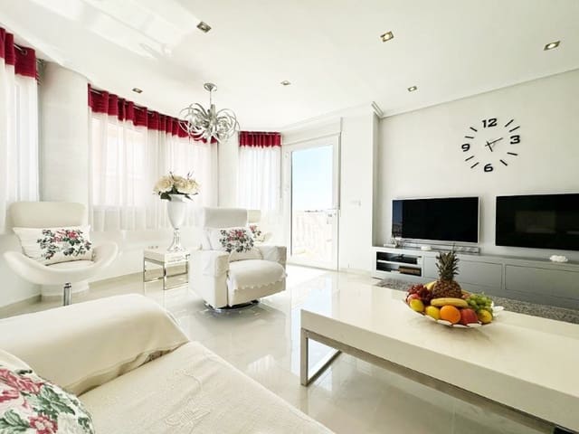 4 soveværelse Villa til salg i San Miguel de Salinas med swimmingpool - € 335.000 (Ref: 9910746)