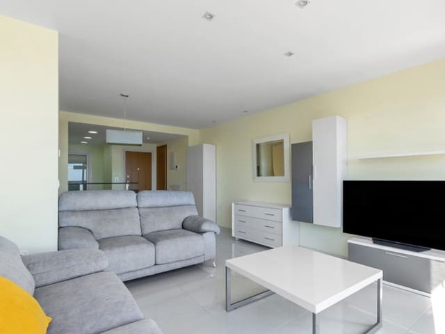 2 makuuhuone Kattohuoneisto myytävänä paikassa Punta Prima, Torrevieja - 699 000 € (Ref: 9910749)