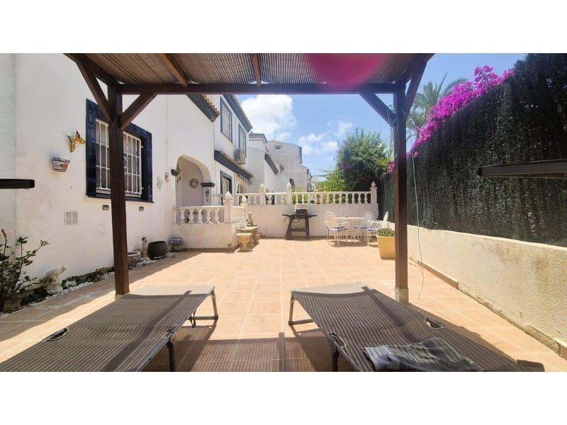 4 quarto Casa em Banda para venda em Orihuela Costa - 295 000 € (Ref: 9910751)