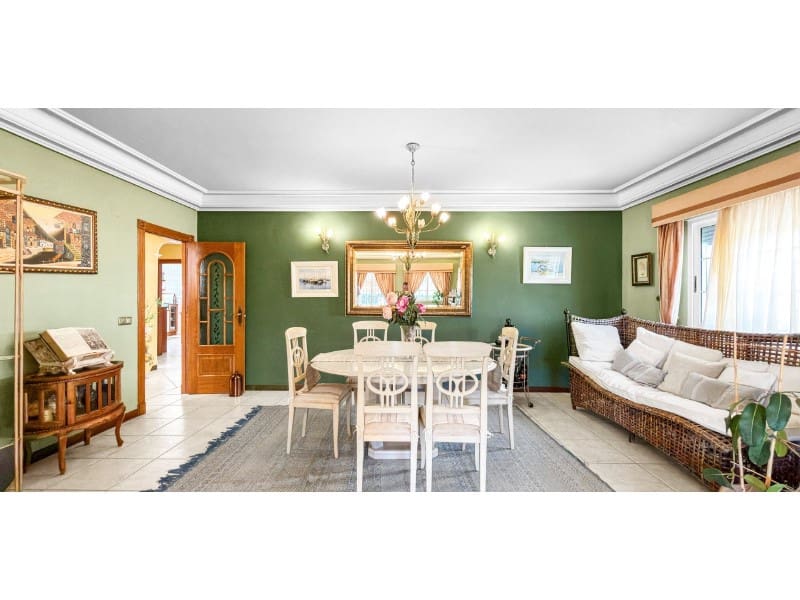 5 bedroom Villa for sale in La Mata with pool garage - € 950,000 (Ref: 9912830)