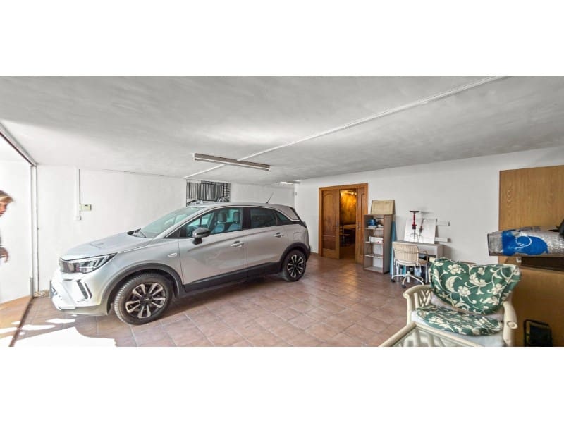5 bedroom Villa for sale in La Mata with pool garage - € 950,000 (Ref: 9912830)