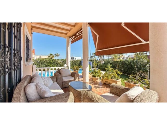 5 bedroom Villa for sale in Cañada del Molino, Torrevieja with pool garage - € 950,000 (Ref: 9912830)