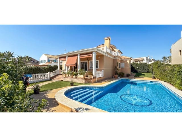 5 bedroom Villa for sale in Cañada del Molino, Torrevieja with pool garage - € 950,000 (Ref: 9912830)