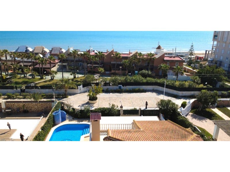 5 bedroom Villa for sale in La Mata with pool garage - € 950,000 (Ref: 9912830)