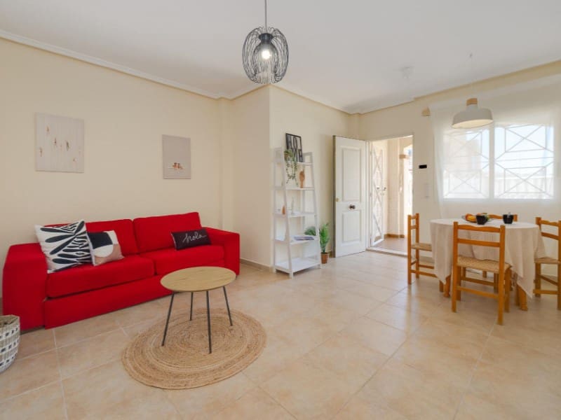 2 sypialnia Bungalow na sprzedaż w Torrevieja z basenem - 179 900 € (Ref: 9912831)