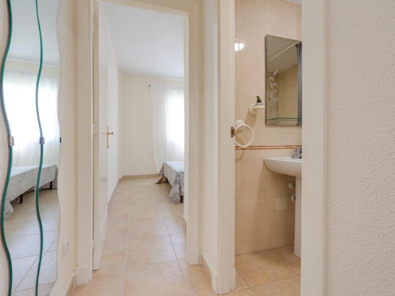 2 sypialnia Bungalow na sprzedaż w Torrevieja z basenem - 179 900 € (Ref: 9912831)