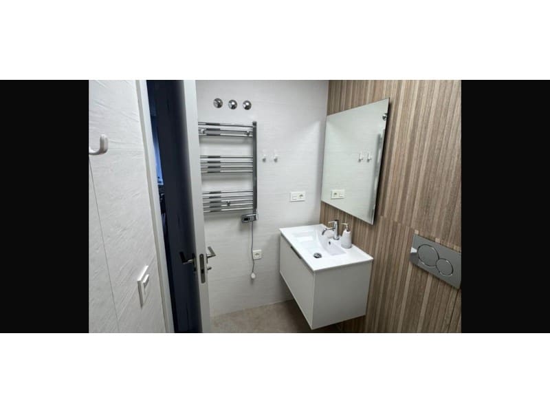 Apartamento de 2 habitaciones en Torrevieja en venta - 329.000 € (Ref: 9912834)