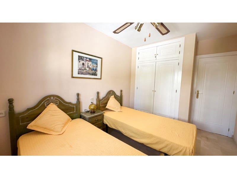 2 soveværelse Bungalow til salg i Orihuela Costa - € 215.000 (Ref: 9912835)