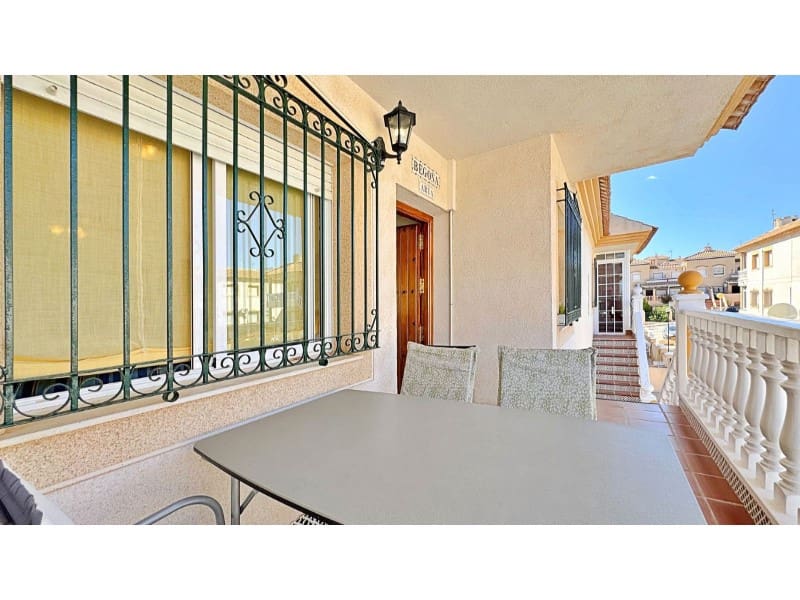 2 bedroom Apartment for sale in La Zenia - € 212,900 (Ref: 9912839)