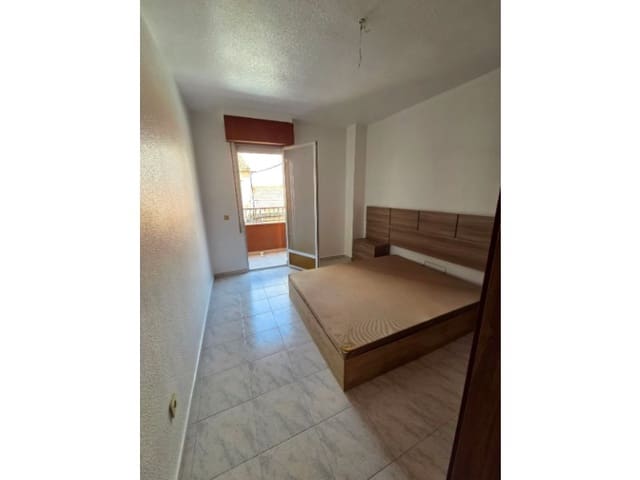 3 soveværelse Lejlighed til salg i Centro - Muelle Pesquero, Torrevieja - € 165.000 (Ref: 9912840)