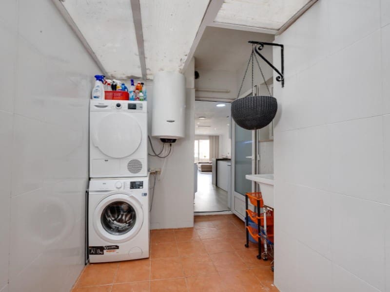 3 quarto Apartamento para venda em Torrevieja com garagem - 265 000 € (Ref: 9912841)