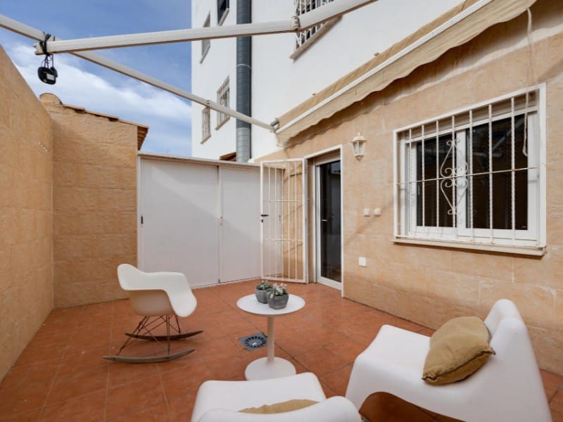 3 quarto Apartamento para venda em Torrevieja com garagem - 265 000 € (Ref: 9912841)