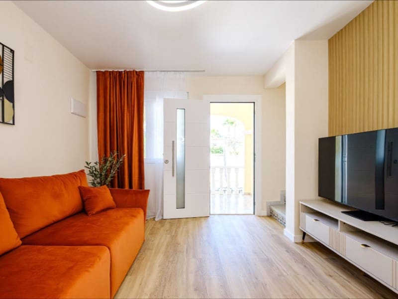 3 soveværelse Byhus til salg i Orihuela Costa med swimmingpool - € 239.900 (Ref: 9920165)