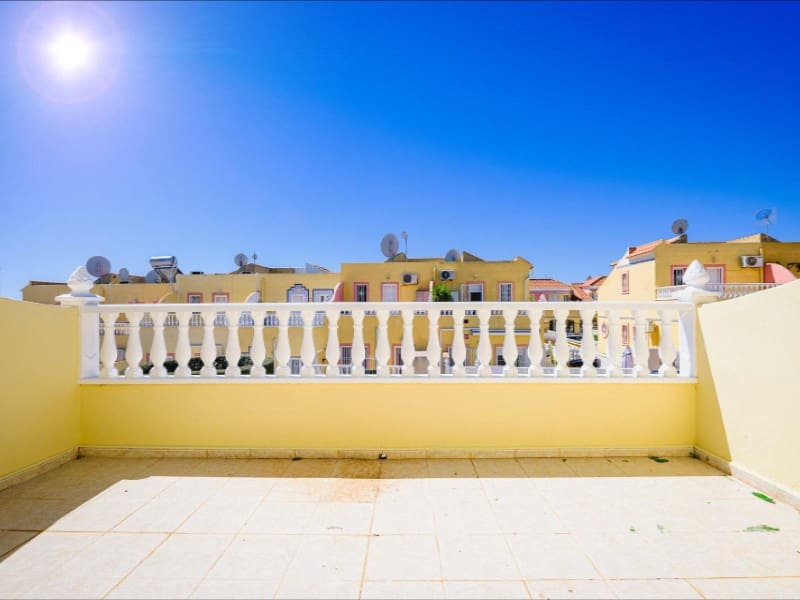 3 soveværelse Byhus til salg i Orihuela Costa med swimmingpool - € 239.900 (Ref: 9920165)
