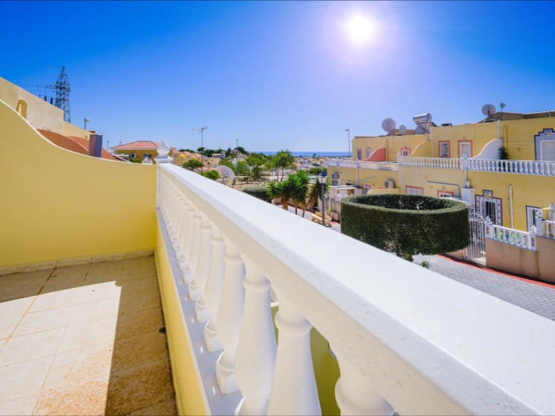 3 soveværelse Byhus til salg i Orihuela Costa med swimmingpool - € 239.900 (Ref: 9920165)