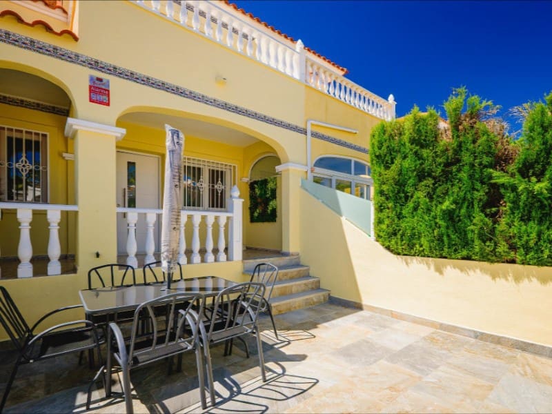 3 soveværelse Byhus til salg i Orihuela Costa med swimmingpool - € 239.900 (Ref: 9920165)