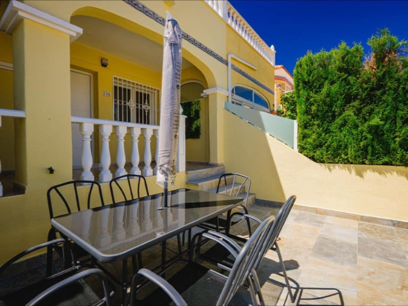 3 soveværelse Byhus til salg i Orihuela Costa med swimmingpool - € 239.900 (Ref: 9920165)
