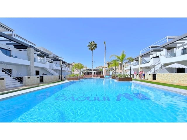 Penthouse à vendre à El Acequión - Los Náufragos, Torrevieja avec garage - 379 000 € (Ref: 9921958)