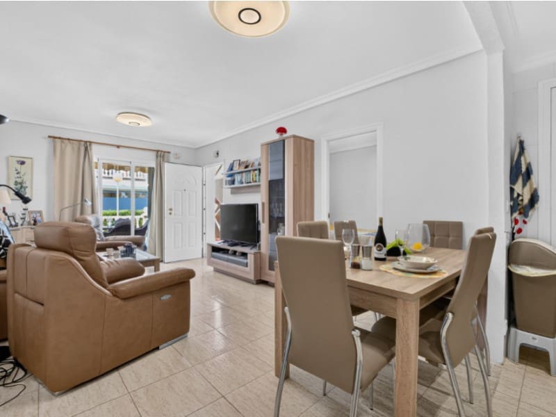 2 makuuhuone Huoneisto myytävänä paikassa Orihuela Costa - 226 000 € (Ref: 9933918)