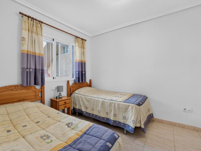 2 makuuhuone Huoneisto myytävänä paikassa Orihuela Costa - 226 000 € (Ref: 9933918)