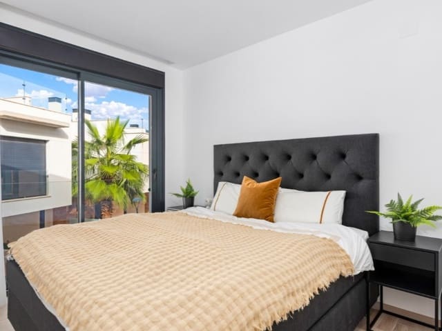 Chalet de 5 habitaciones en Lomas de Cabo Roig - Los Dolses, Orihuela en venta - 829.000 € (Ref: 9942057)