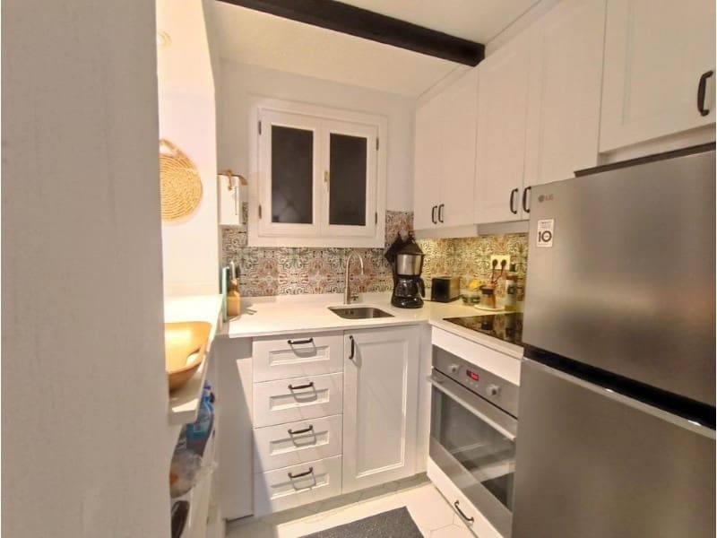 2 soverom Leilighet til salgs i Torrevieja - € 260 000 (Ref: 9953982)
