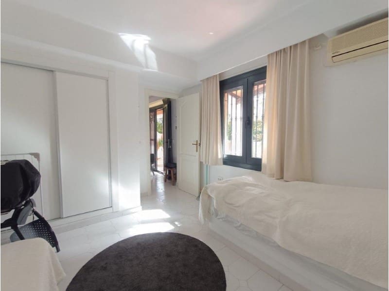 2 soverom Leilighet til salgs i Torrevieja - € 260 000 (Ref: 9953982)