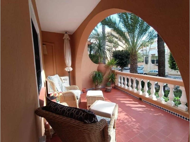 2 soverom Leilighet til salgs i Torrevieja - € 260 000 (Ref: 9953982)