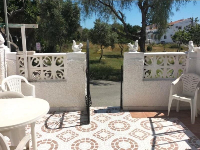 2 slaapkamer Bungalow te koop in Torrevieja - € 125.000 (Ref: 9957668)