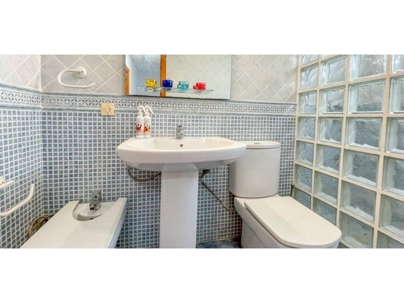 3 sypialnia Dom na sprzedaż w Playa Flamenca z garażem - 289 000 € (Ref: 9957670)