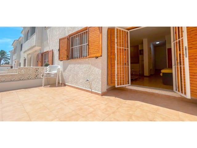 3 soverom Hus til salgs i Playa Flamenca, Orihuela med garasje - € 289 000 (Ref: 9957670)
