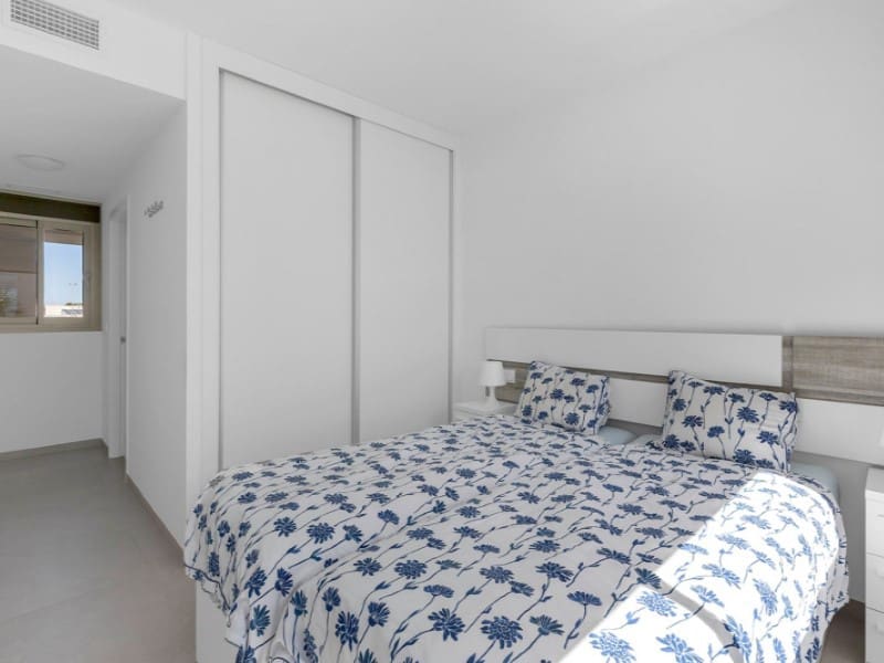 2 bedroom Apartment for sale in Orihuela Costa with pool garage - € 275,000 (Ref: 9957672)