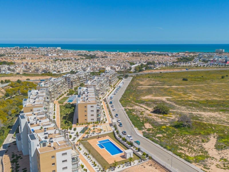 2 bedroom Apartment for sale in Orihuela Costa with pool garage - € 275,000 (Ref: 9957672)