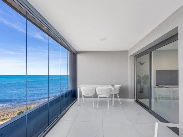 2 makuuhuone Huoneisto myytävänä paikassa Punta Prima, Torrevieja mukana uima-altaan 
autotalli - 765 000 € (Ref: 9959476)