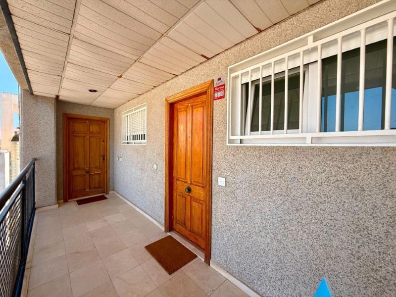 2 bedroom Penthouse for sale in Torrevieja - € 219,900 (Ref: 9962387)