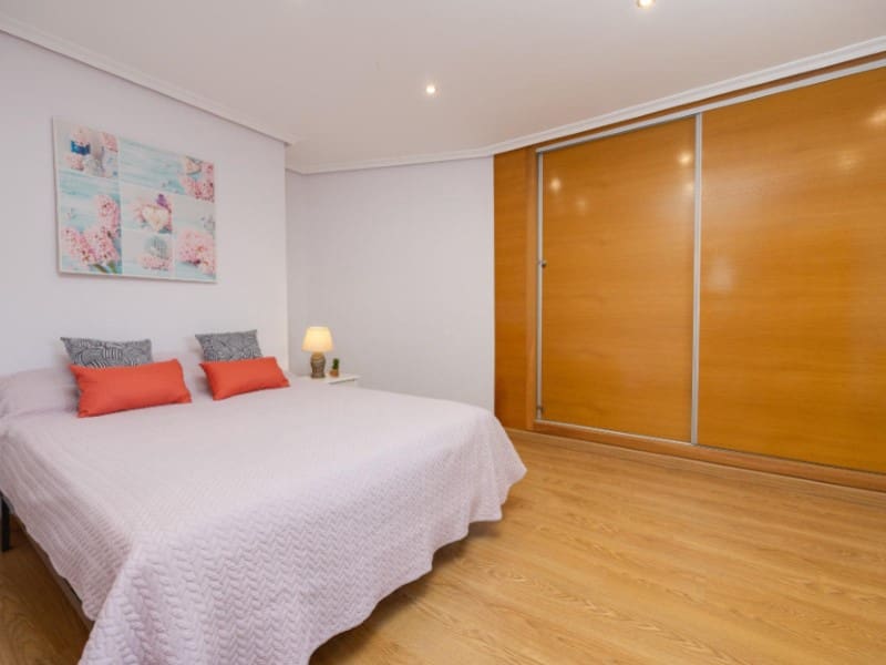2 quarto Apartamento para venda em Torrevieja com piscina - 159 900 € (Ref: 9962388)