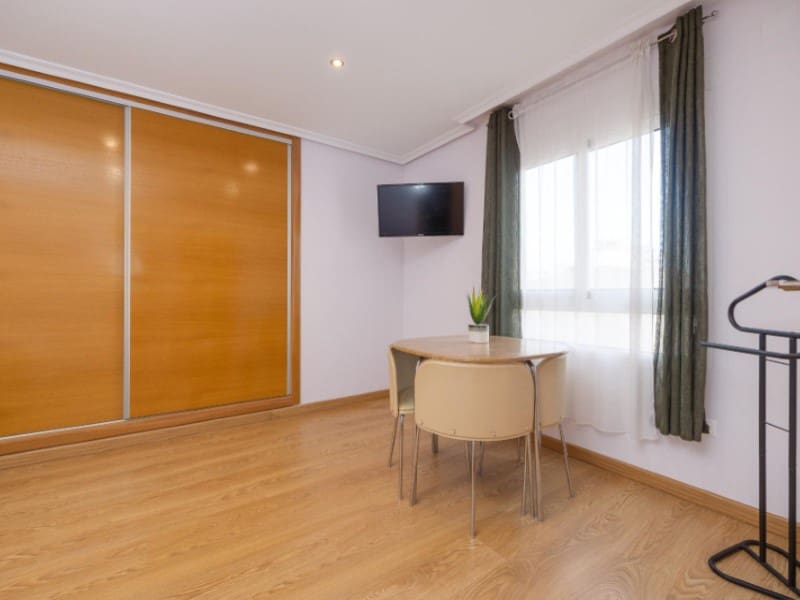 2 quarto Apartamento para venda em Torrevieja com piscina - 159 900 € (Ref: 9962388)