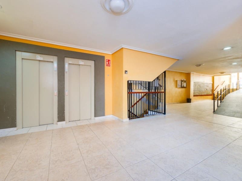 2 quarto Apartamento para venda em Torrevieja com piscina - 159 900 € (Ref: 9962388)