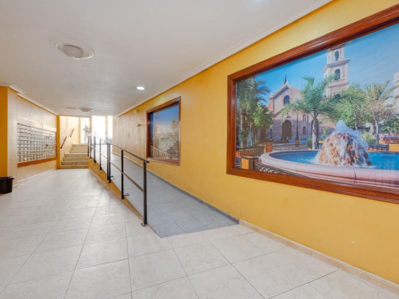2 quarto Apartamento para venda em Torrevieja com piscina - 159 900 € (Ref: 9962388)