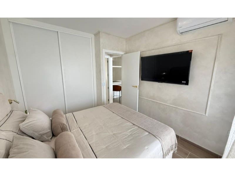 2 slaapkamer Appartement te koop in Torrevieja - € 159.995 (Ref: 9962389)