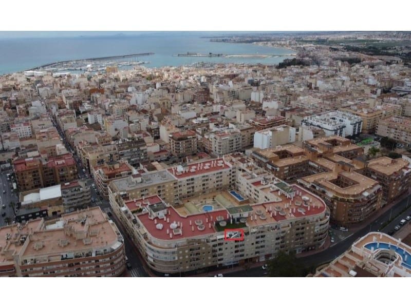 2 slaapkamer Appartement te koop in Torrevieja - € 159.995 (Ref: 9962389)