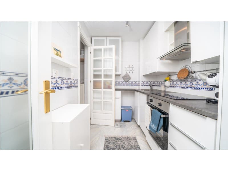 2 quarto Apartamento para venda em Torrevieja com piscina garagem - 369 000 € (Ref: 9962395)