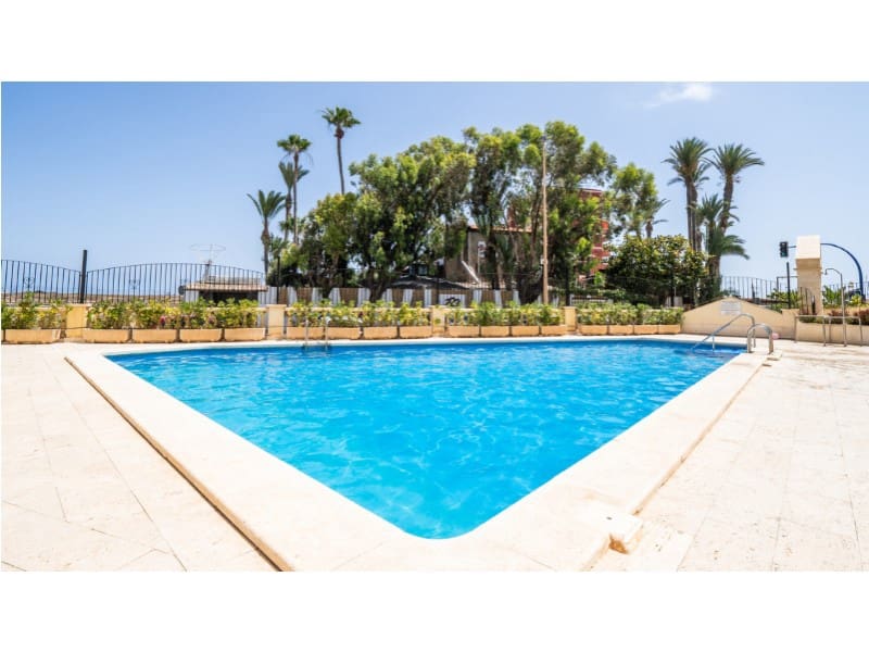 2 quarto Apartamento para venda em Torrevieja com piscina garagem - 369 000 € (Ref: 9962395)