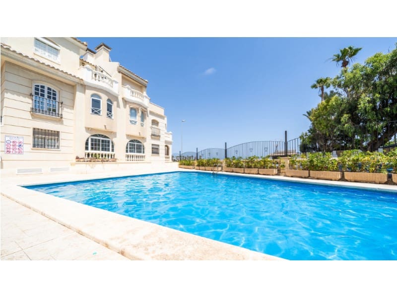 2 quarto Apartamento para venda em Torrevieja com piscina garagem - 369 000 € (Ref: 9962395)
