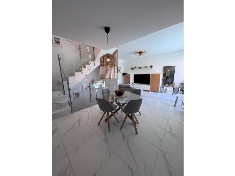 5 soverom Villa til salgs i Orihuela Costa med svømmebasseng - € 595 000 (Ref: 9973054)